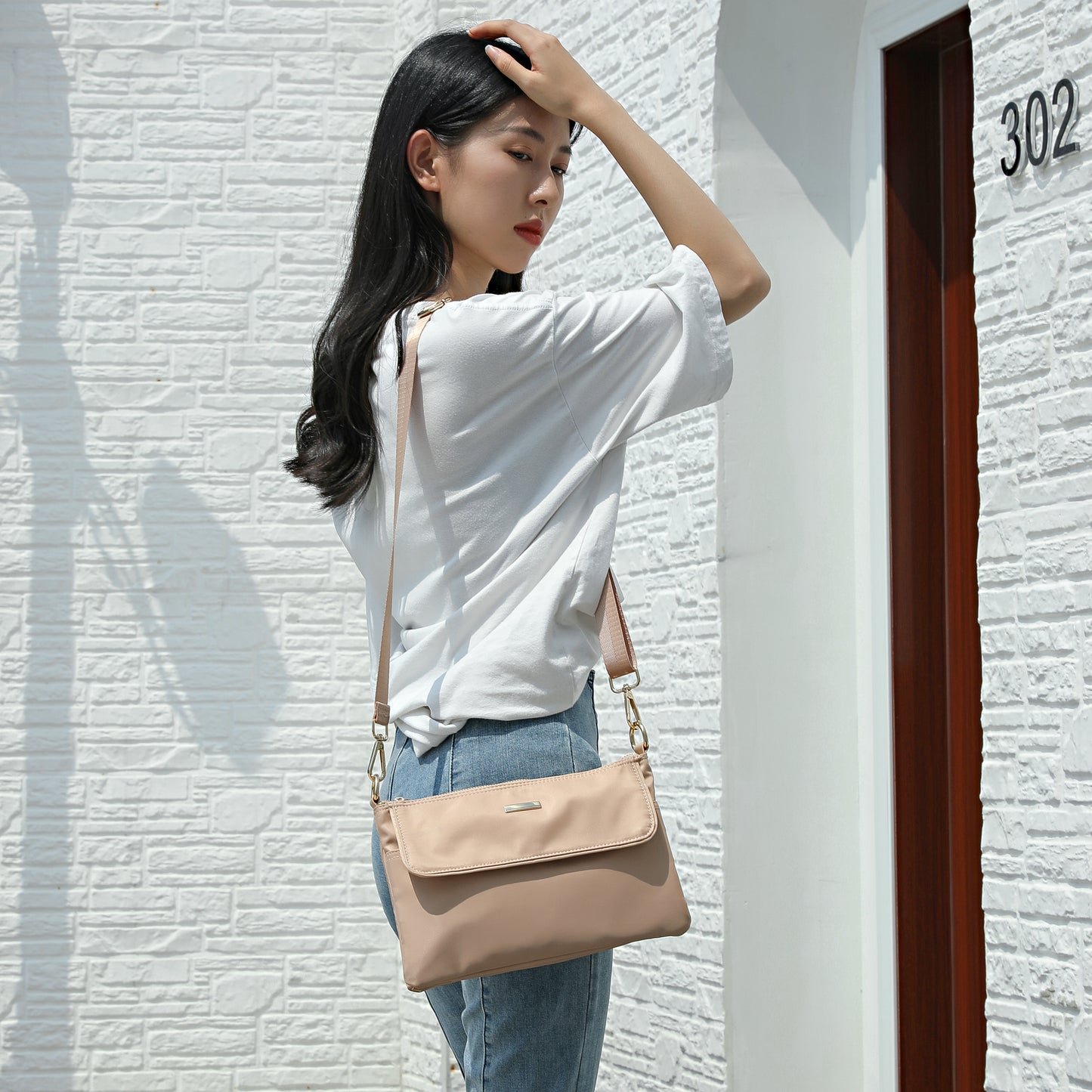 🇰🇷 BLU KOREA Compact Flap Sling