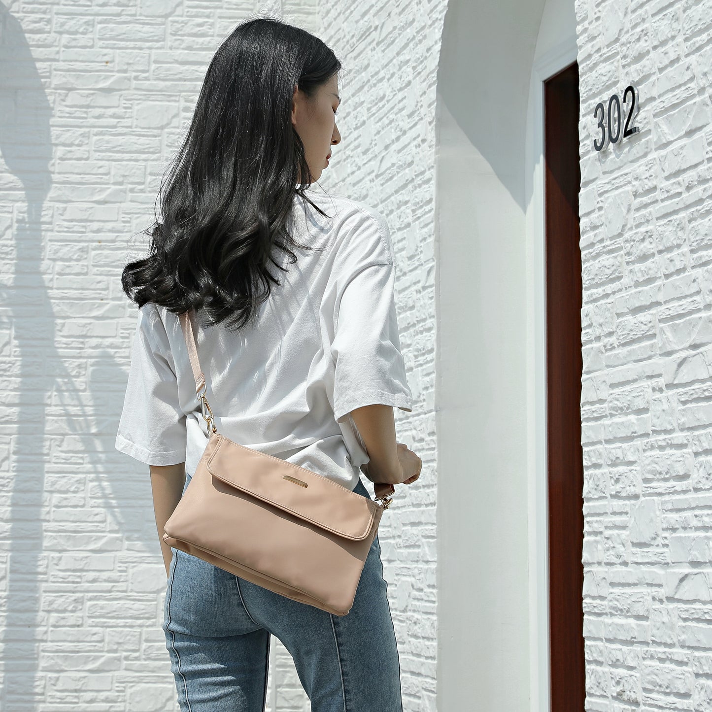 🇰🇷 BLU KOREA Compact Flap Sling