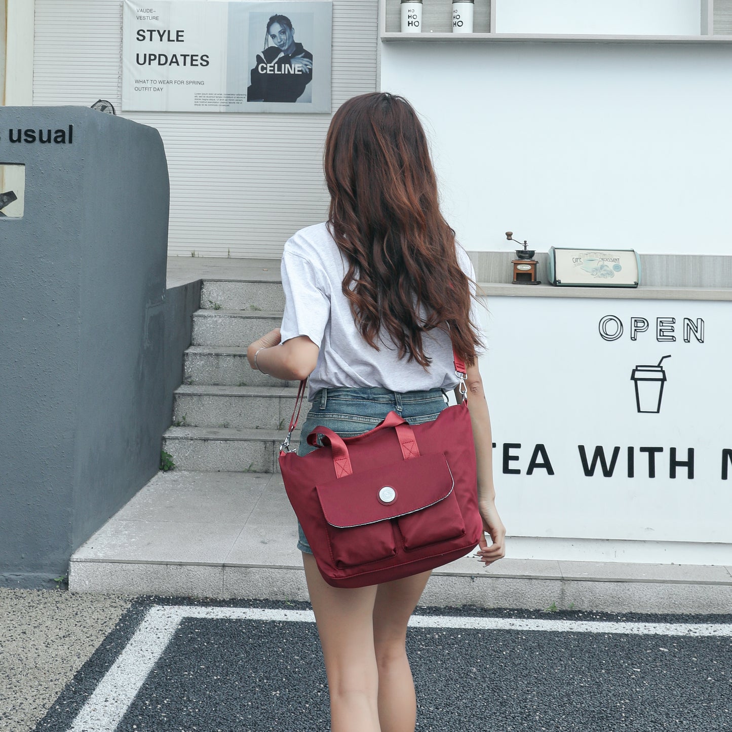 Large Utility Capacity Multi-Pocket Nylon Tote Bag – Lightweight & Water-Resistant